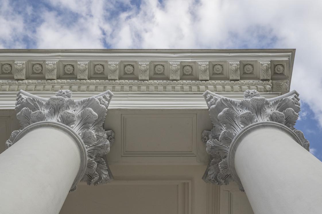 Detail image of rotunda columns at UVA